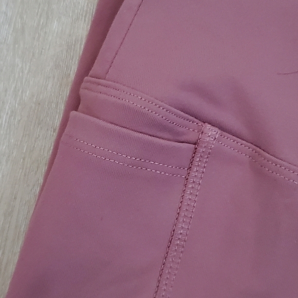 Victoria's Secret Pink Ultimate Leggings - Picture 4 of 6